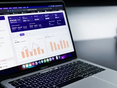 Data Analysis & Reporting